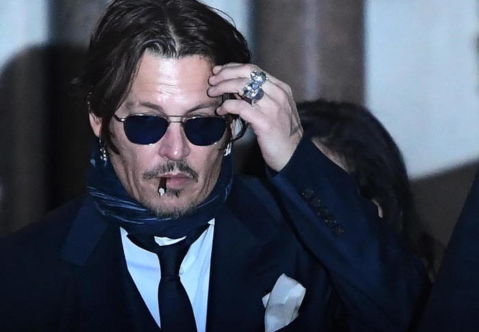 Johnny Depp, quarantena blindata nella villa di Saint Tropez