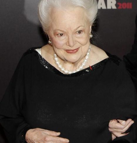 Cinema: Olivia de Havilland ha 104 anni, ultima delle grandi dive dell’epoca d’oro di Hollywood