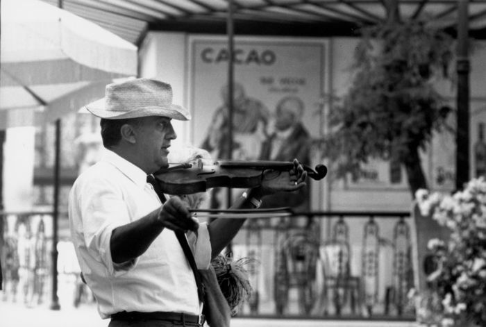 Fellini: mostra foto nelle terme di 8 e mezzo a Chianciano