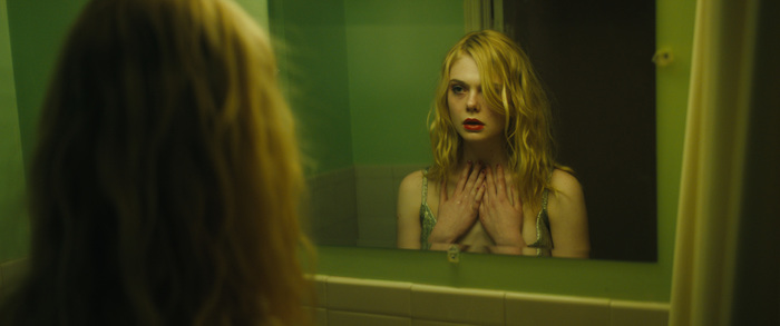 Galveston, Foster e Fanning anime ferite in fuga