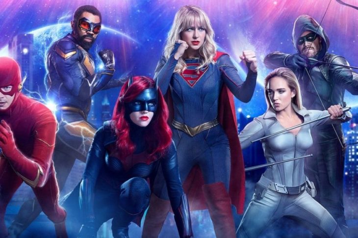 I Supereroi dell’Arrowverse contro il Coronavirus: “I veri eroi indossano le maschere” (FOTO)