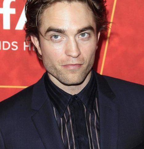 Covid sul set di Batman, Pattinson è positivo