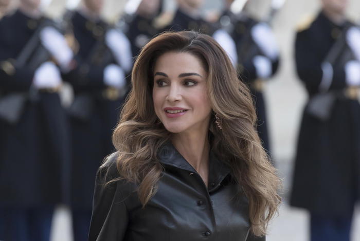 I 50 anni di Rania di Giordania, la regina che ‘tifa’ per le donne