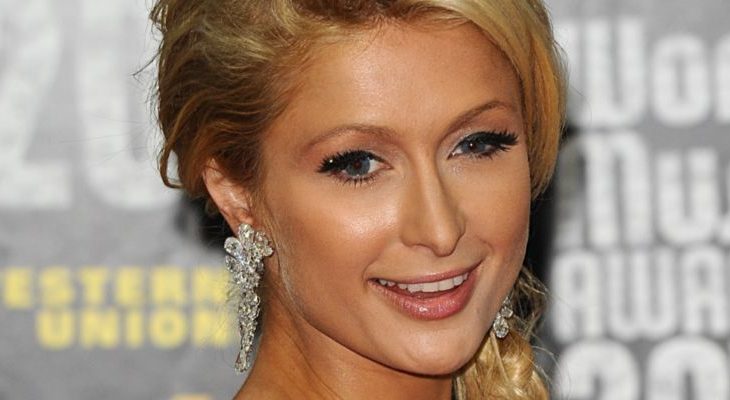 Paris Hilton: “Sono stata brava a fingere di essere un’oca”