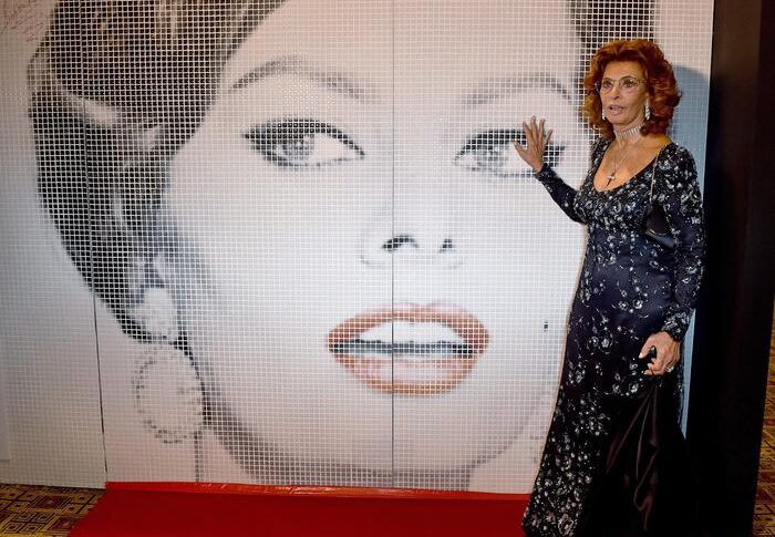 Sophia Loren, vita da favola e 70 anni di carriera